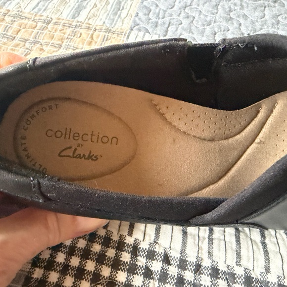 Clarks Black Heeled Leather Slip On Clogs, Size 7, EUC - Picture 6 of 7